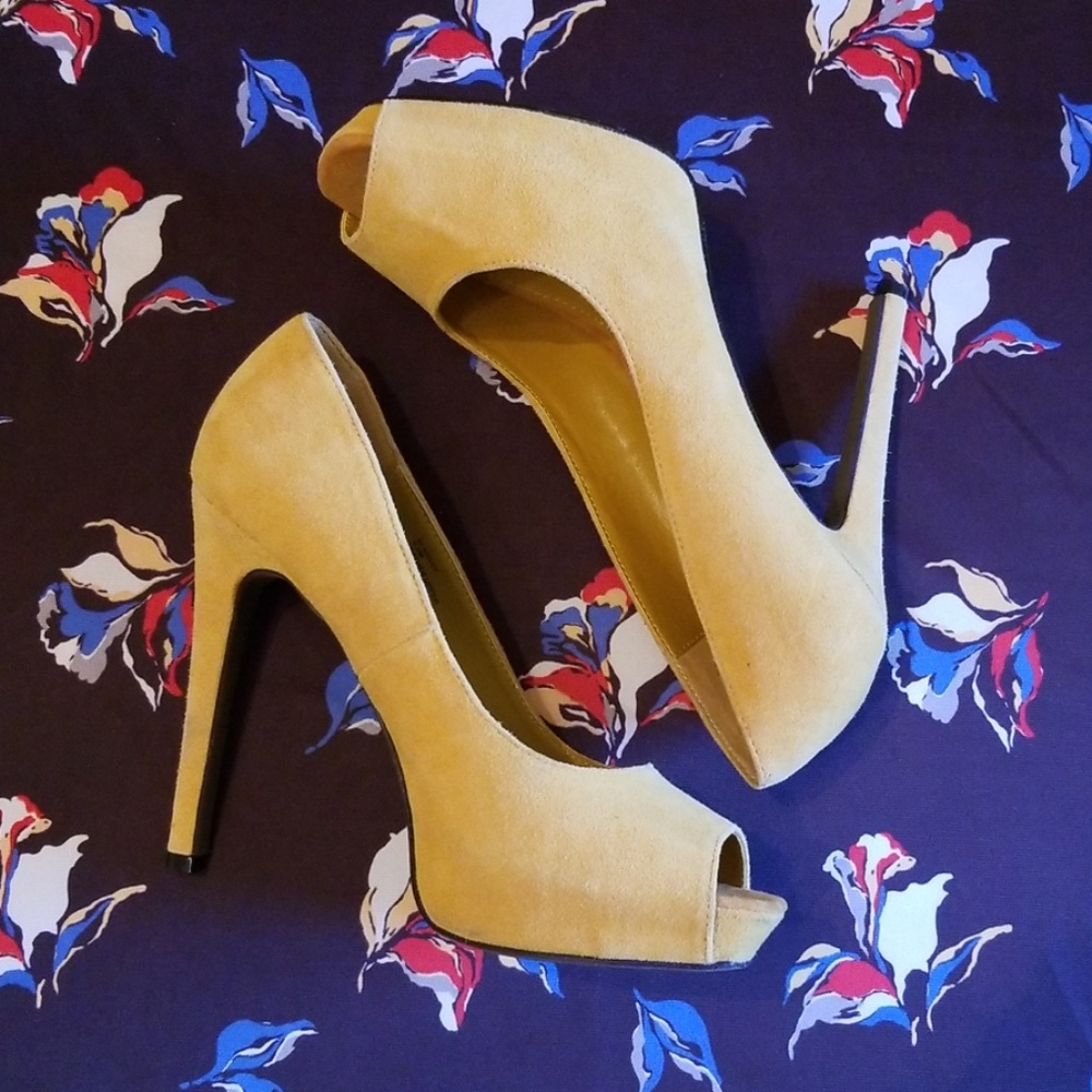 Steve Madden Pumps